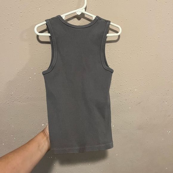 Brandy Melville Connor tank - Picture 3 of 6